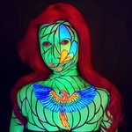 ColourVue Crazy šošovky UV svietiace Glow Red (2 ks ročné) - nedioptrické